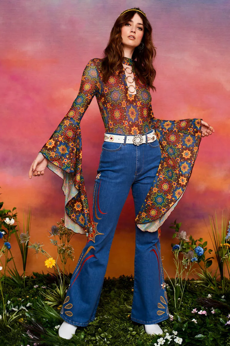 Turn Around Kaleidoscope Embroidered Belt