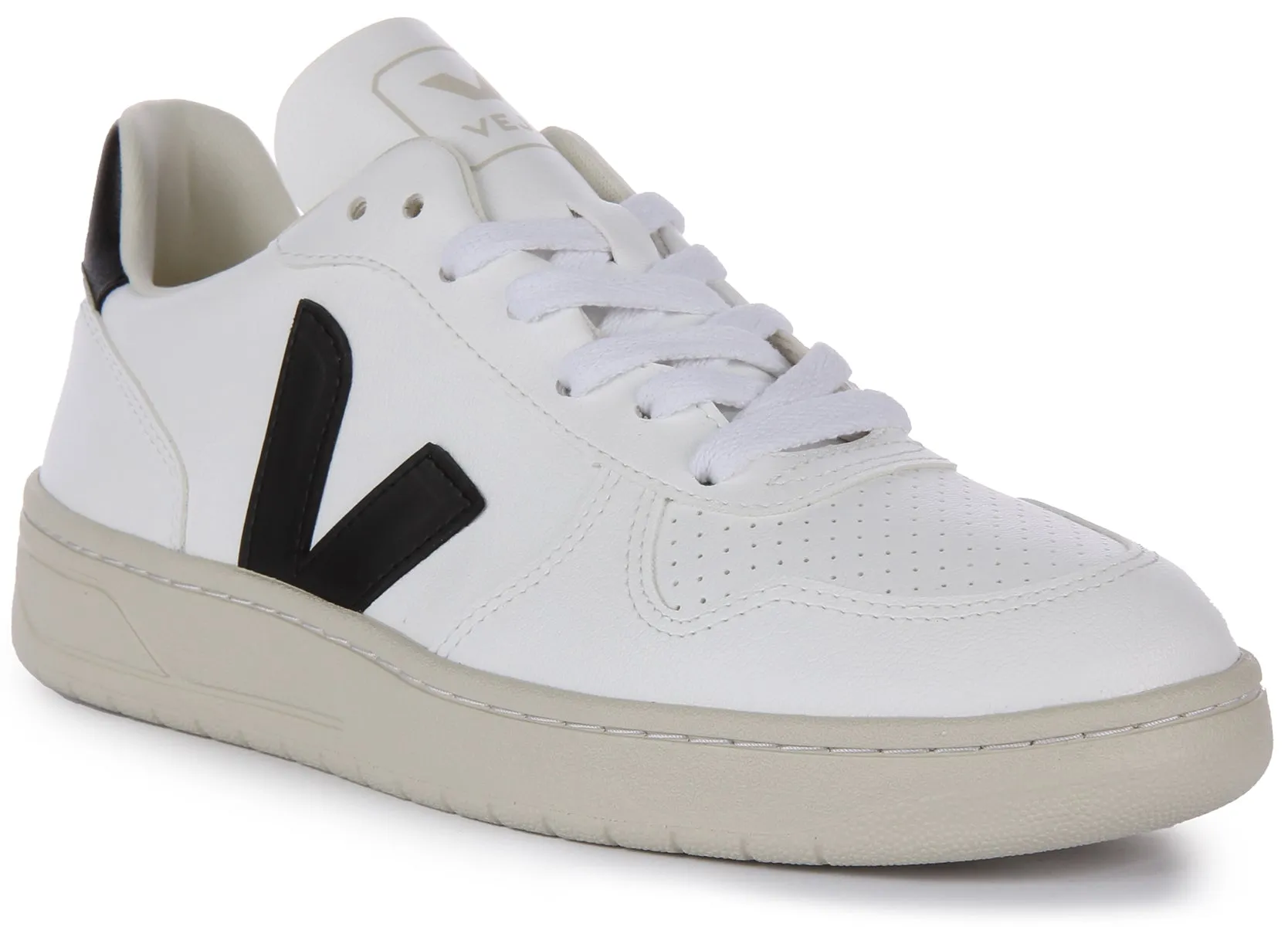 Veja V-10 Cwl In White Black For Men